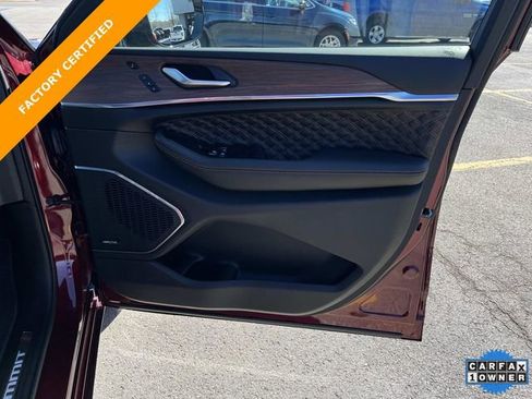 Certified 2024 Jeep Grand Cherokee L Summit w/ High Altitude Package image 24