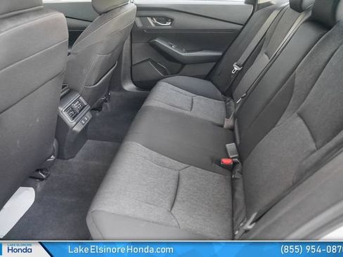 Certified 2025 Honda Accord LX image 28