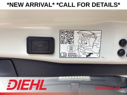 Used 2023 Toyota RAV4 XSE AWD/4WD image 14