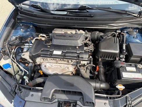 Used 2008 Hyundai Elantra GLS FWD image 2