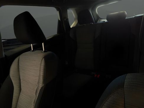 Used 2023 Nissan Rogue SV image 21