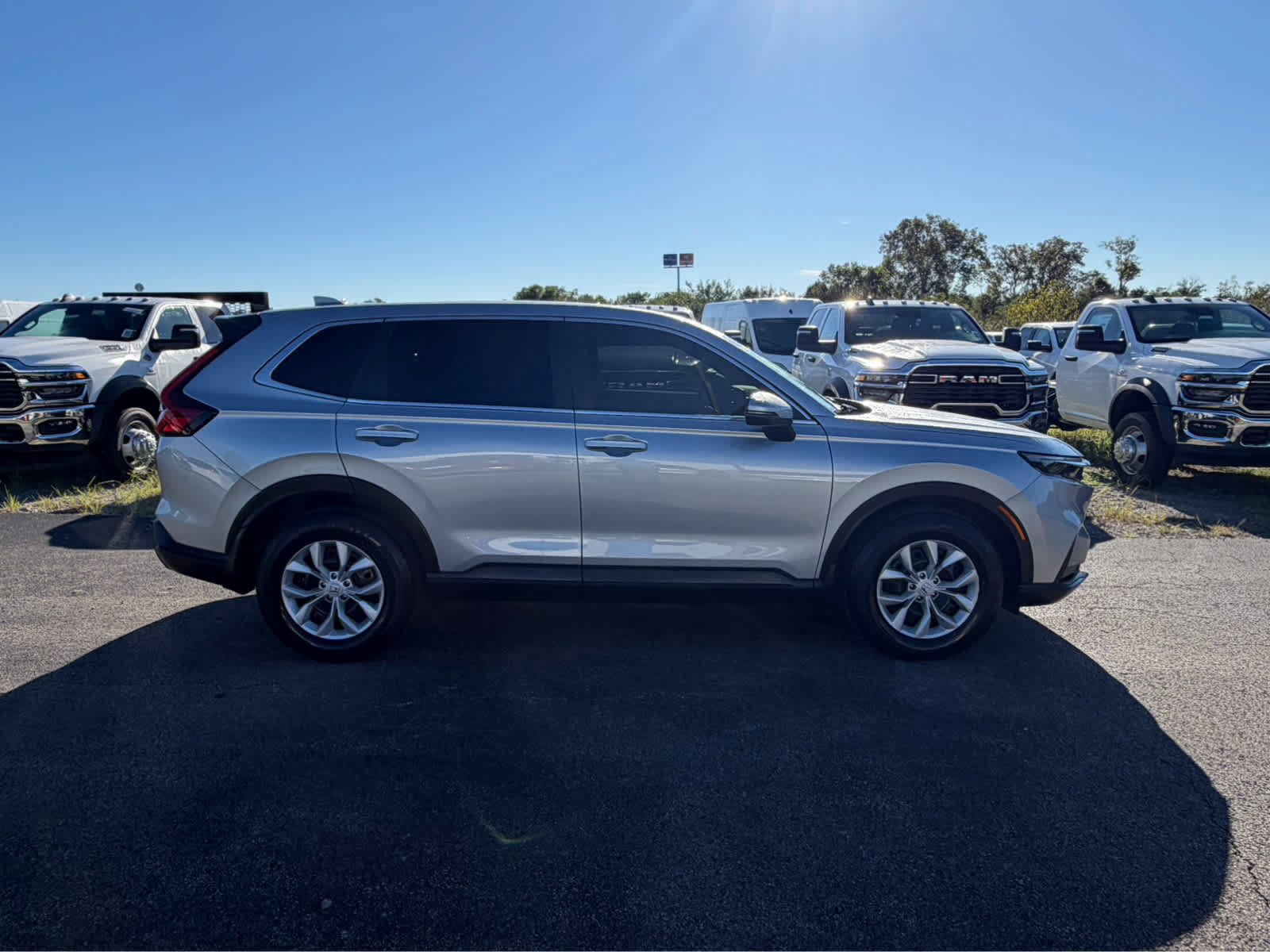 Used 2024 Honda CR-V LX image 14