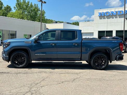 Used 2024 GMC Sierra 1500 Pro w/ Graphite Edition AWD/4WD image 4