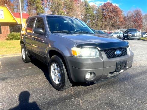Used 2007 Ford Escape XLT image 3