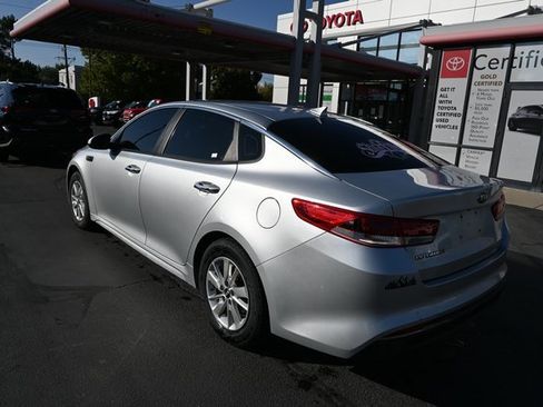 Used 2018 Kia Optima LX image 7