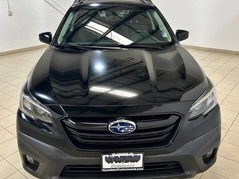 Used 2020 Subaru Outback Onyx Edition XT AWD/4WD image 8