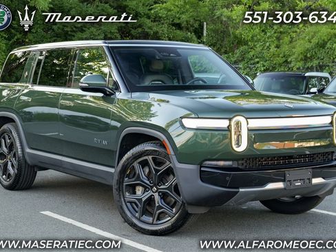 Used 2025 Rivian R1S Adventure AWD/4WD image 1