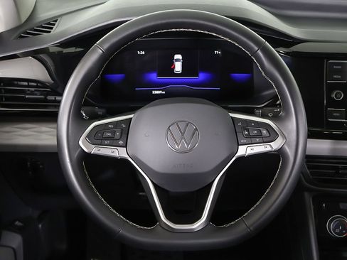 Used 2023 Volkswagen Taos S image 33