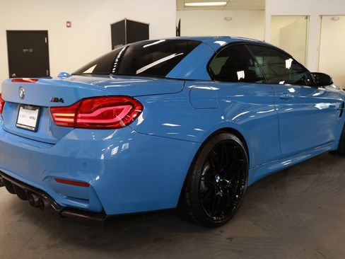 Used 2018 BMW M4 Convertible image 7