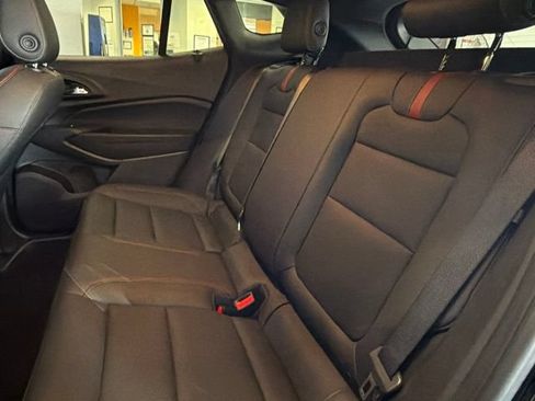 Used 2024 Chevrolet Trax RS FWD image 17