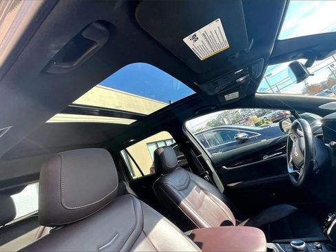 Used 2022 Cadillac XT6 Premium Luxury w/ Technology Package image 28