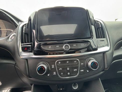 Used 2019 Chevrolet Traverse LT w/ LT Premium Package image 20