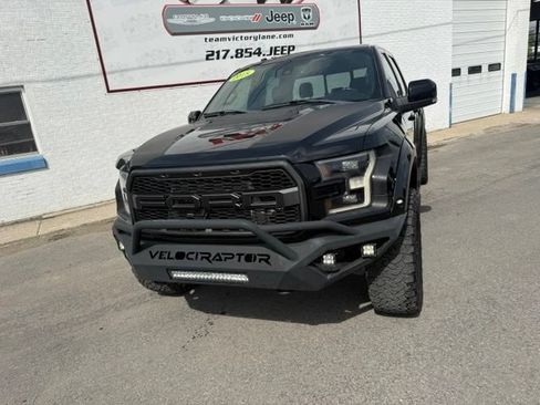 Used 2018 Ford F150 Raptor w/ Equipment Group 802A Luxury AWD/4WD image 2