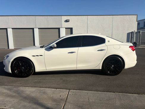 Used 2018 Maserati Ghibli S RWD image 3