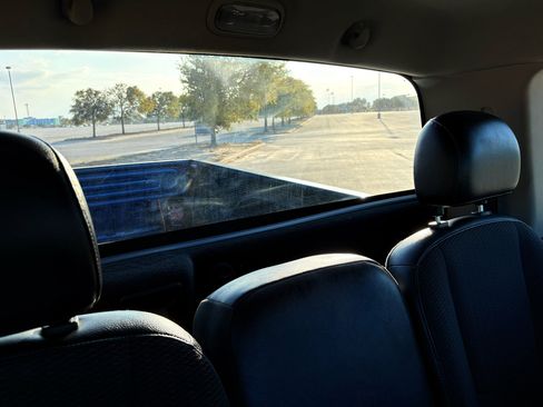 Used 2004 Dodge Ram 1500 Truck ST w/ ST Value Group image 26