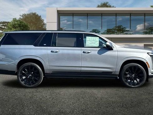 New 2026 Cadillac Escalade ESV Platinum Sport w/ LPO, ONYX Package AWD/4WD image 3