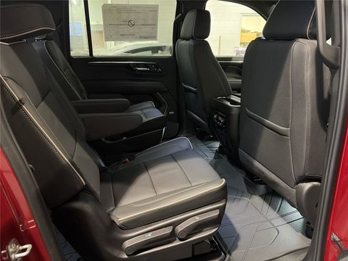 New 2026 Chevrolet Suburban Premier w/ Sun And Tow Package AWD/4WD image 12