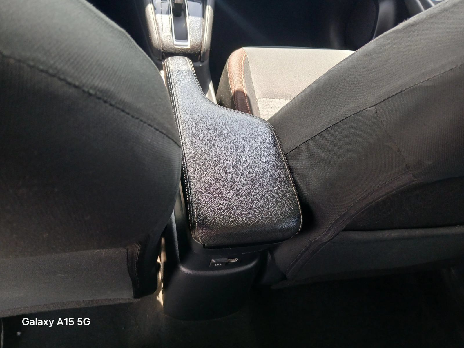 Used 2020 Nissan Versa SR w/ Convenience Package FWD image 26