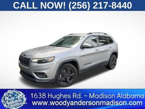 Used 2019 Jeep Cherokee Latitude Plus FWD image 1