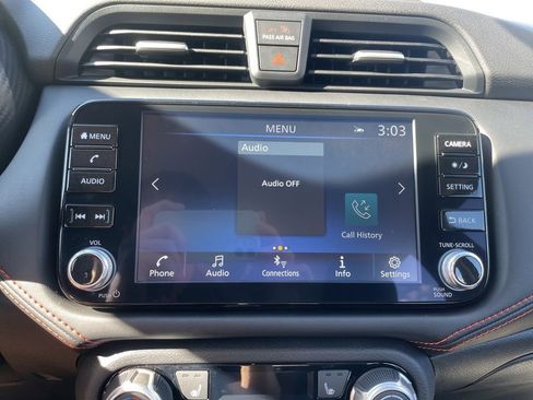 New 2025 Nissan Versa SR w/ Trunk Package image 18