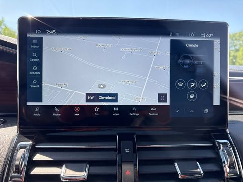 Used 2022 Lincoln Navigator Reserve AWD/4WD image 19