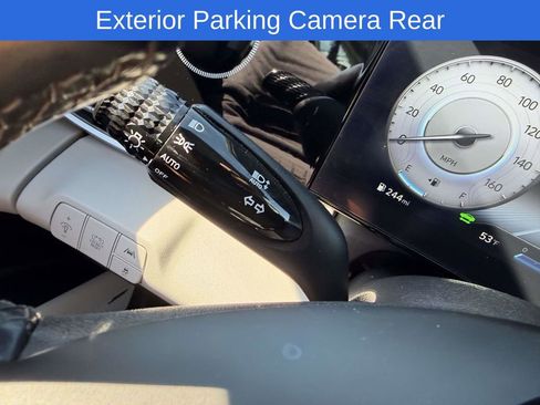Used 2023 Hyundai Elantra Limited FWD image 37