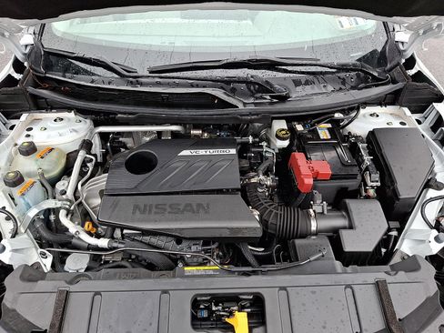 Used 2024 Nissan Rogue SL w/ SL Premium Package image 28