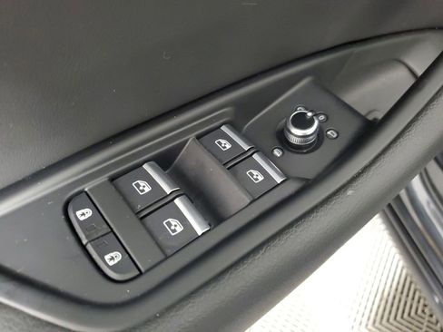 Used 2020 Audi A4 2.0T Premium w/ Convenience Package FWD image 18