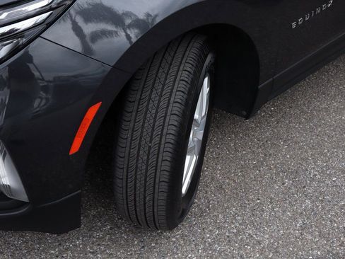 Used 2022 Chevrolet Equinox LT image 44