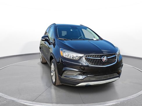 Used 2019 Buick Encore Preferred FWD image 2