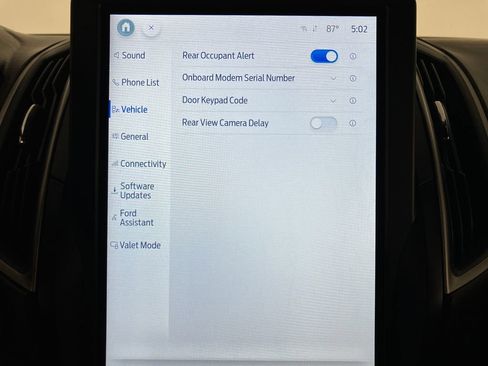 Certified 2022 Ford Edge ST-Line image 26