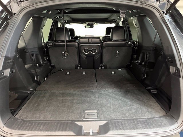 Used 2025 Honda Pilot Black Edition image 14