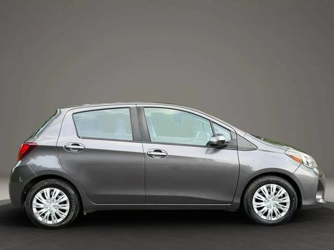 Used 2015 Toyota Yaris L FWD image 9