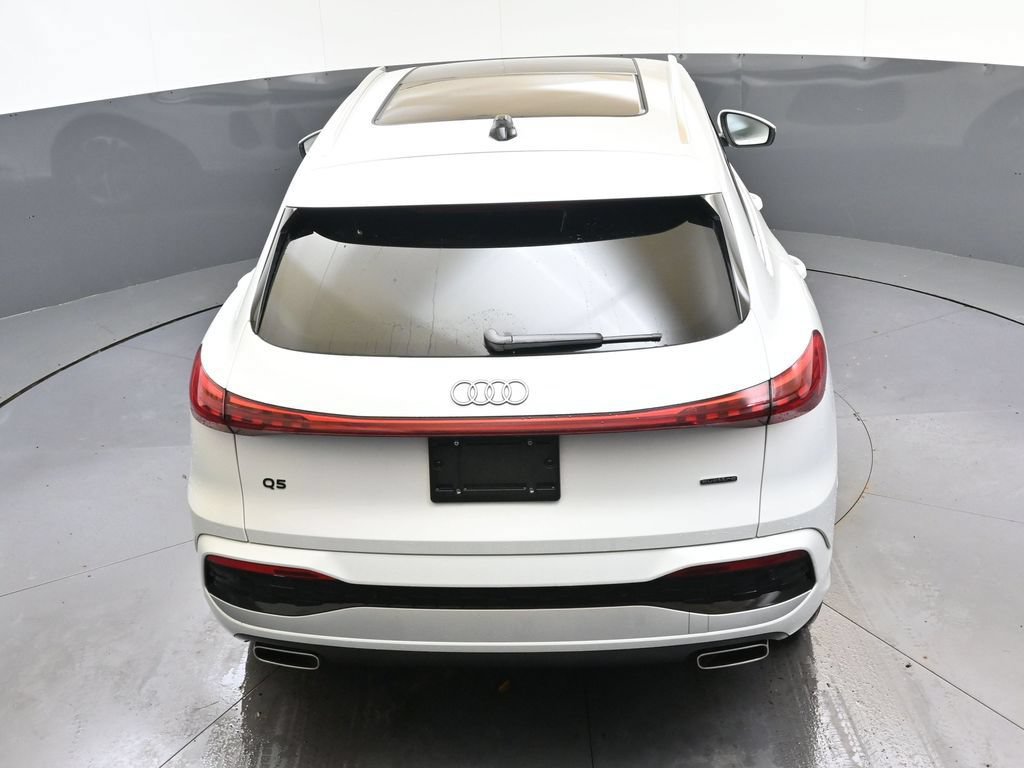 Used 2025 Audi Q5 Premium Plus w/ Premium Plus AWD/4WD image 47