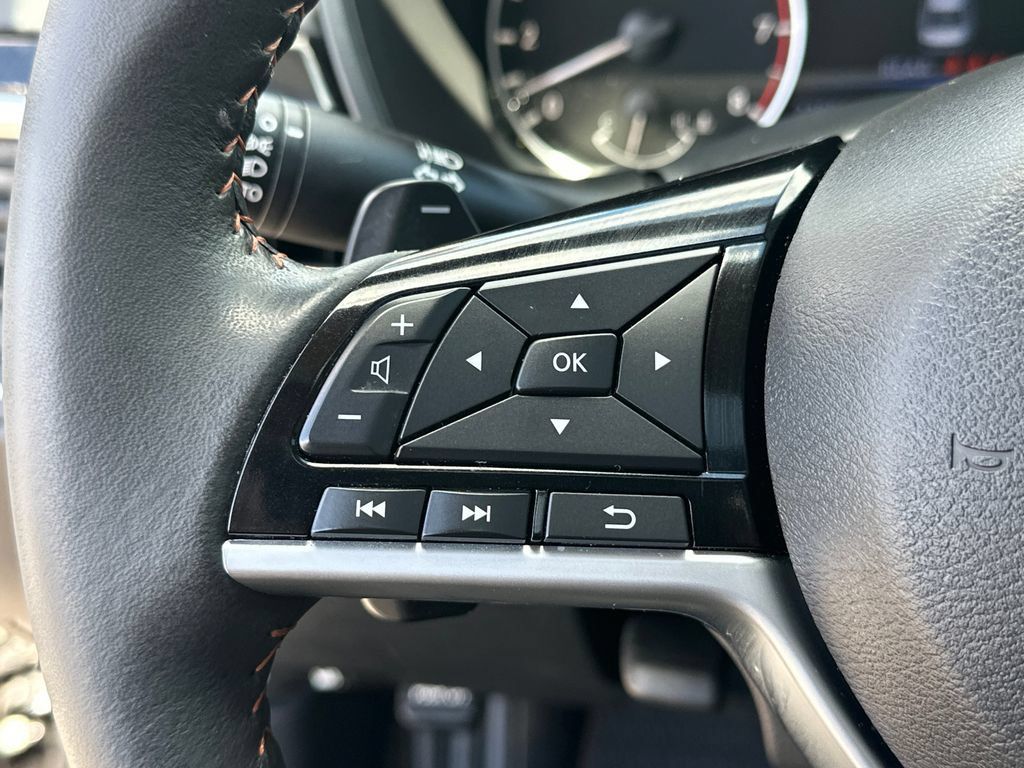 Used 2025 Nissan Altima 2.5 SR w/ SR Premium Package FWD image 25