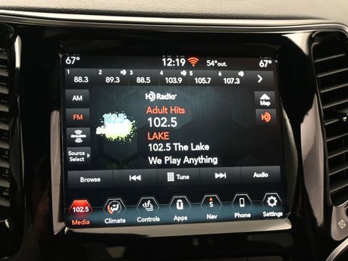 Used 2021 Jeep Cherokee High Altitude image 13