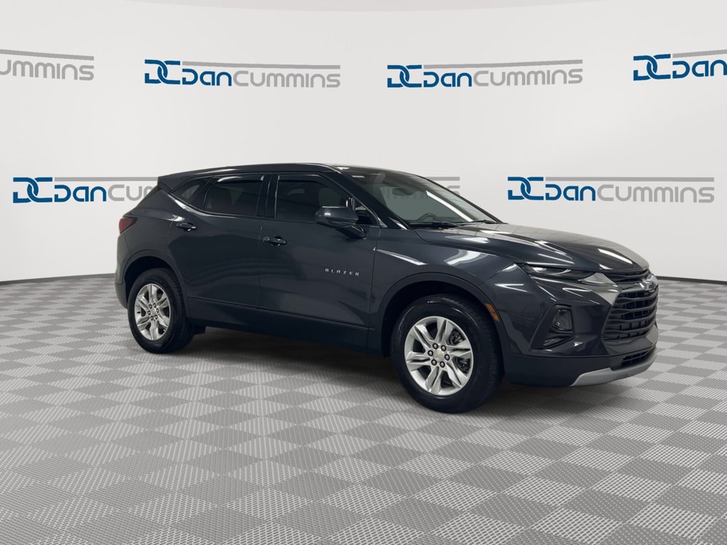 Used 2021 Chevrolet Blazer LT FWD image 2