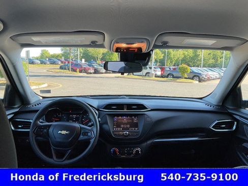 Used 2023 Chevrolet TrailBlazer LT AWD/4WD image 40