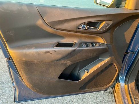 Used 2024 Chevrolet Equinox LT image 17