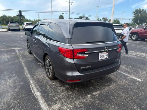 Used 2023 Honda Odyssey Elite image 4