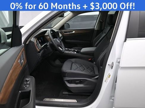 New 2026 Volkswagen Atlas SE image 9