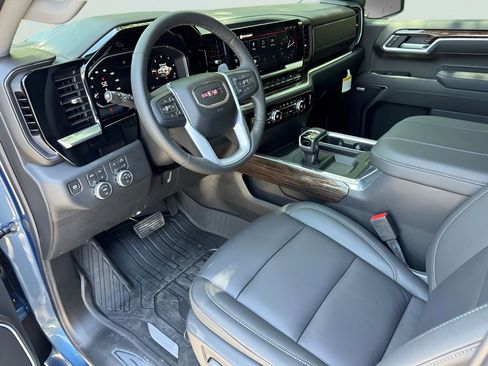New 2026 GMC Sierra 1500 Elevation w/ Elevation Premium Package AWD/4WD image 8