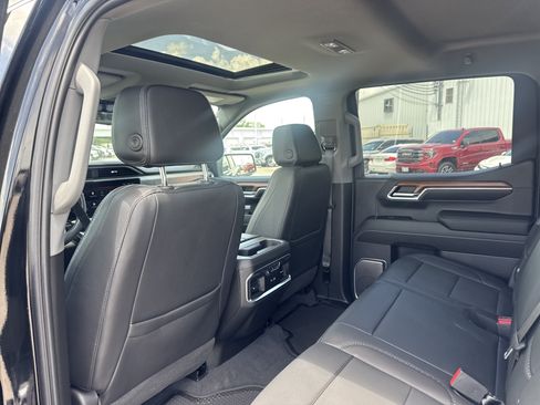 Used 2023 GMC Sierra 1500 Denali AWD/4WD image 12