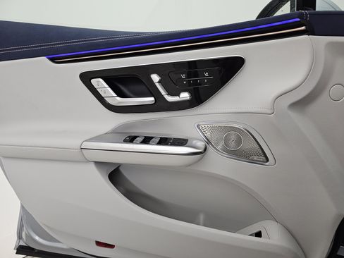 Used 2023 Mercedes-Benz EQE 350+ 4MATIC Sedan image 12