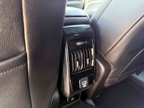 Certified 2024 Jeep Compass Latitude AWD/4WD image 13