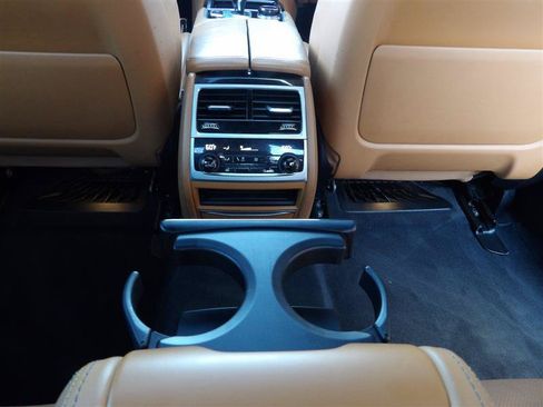Used 2018 BMW 750i w/ Executive Package RWD image 14