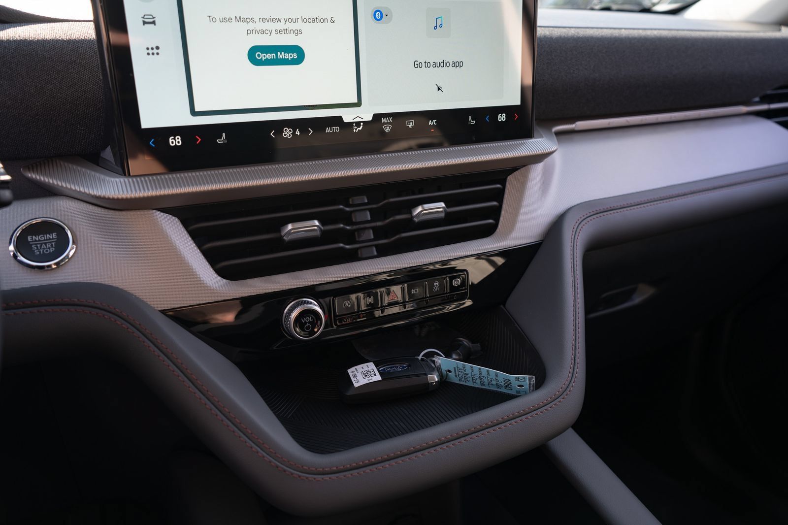 New 2026 Ford Explorer Active RWD image 26