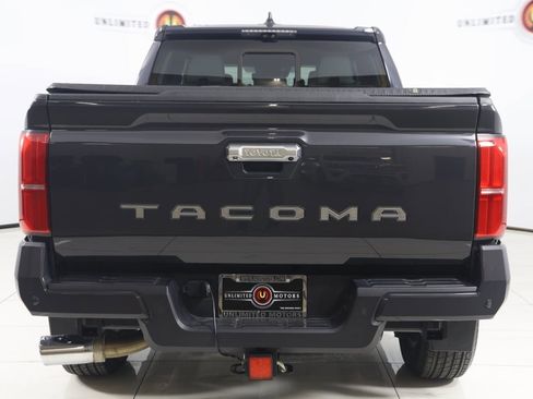 Used 2025 Toyota Tacoma Limited image 45