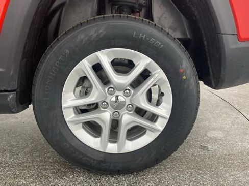 Used 2021 Jeep Compass Sport w/ Cold Weather Group image 49