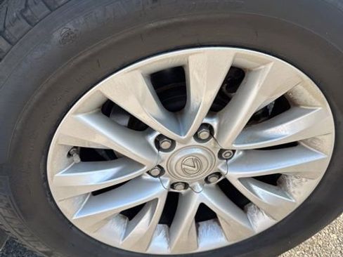 Used 2017 Lexus GX 460 Premium w/ Premium Package image 19